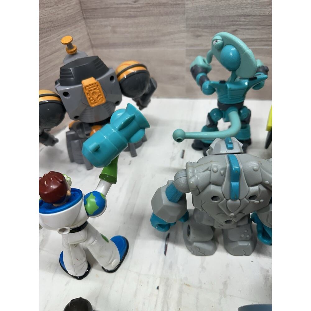 Fisher Price Planet Heroes Assorted Lot Of 10 Action Figures - Picture 8 of 11